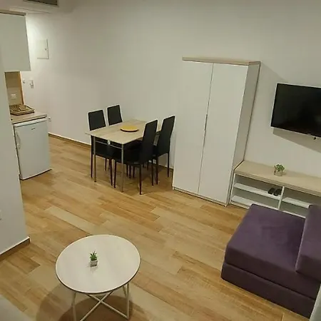 Barka Guest house *