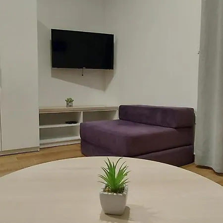 Barka 3* نيوم
